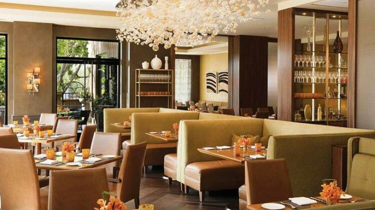 Four Seasons Hotel Los Angeles at Beverly Hills - Photo3