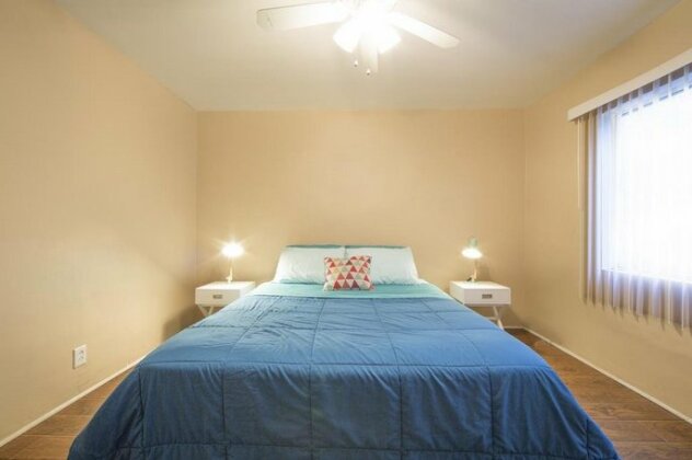 Great One Bedroom in West Hollywood - Photo3