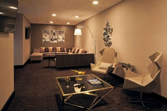 H Hotel Los Angeles Curio Collection By Hilton - Photo3