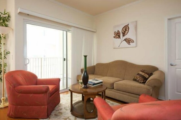 Magnolia Resort Style Two Bedroom Apartment - Photo3