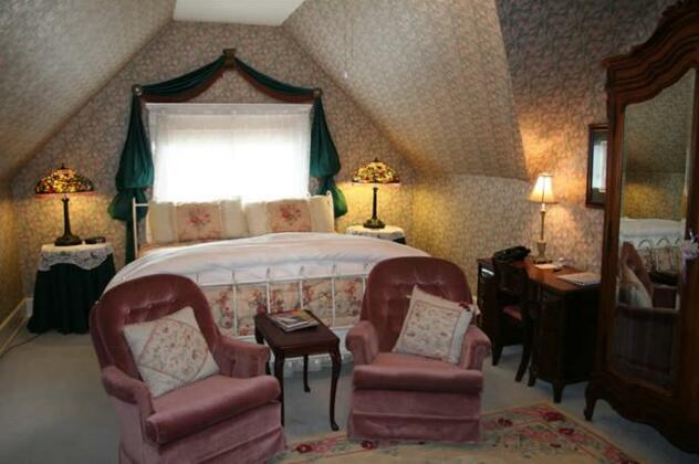 Central Park Bed and Breakfast - Photo2