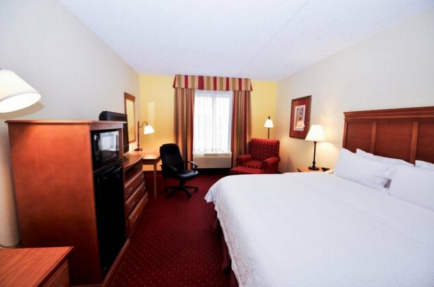 Hampton Inn & Suites Louisville East - Photo5