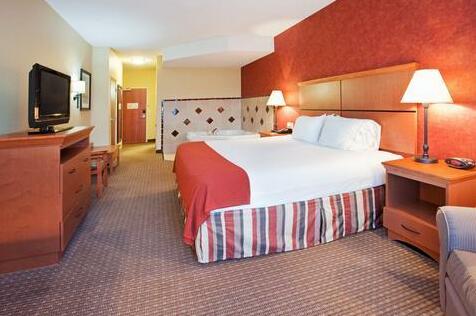 Holiday Inn Express Hotel & Suites Loveland - Photo5