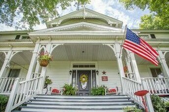 Orchard House Bed and Breakfast Lovingston