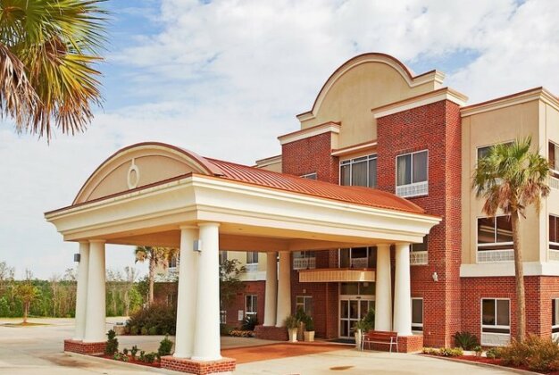 Holiday Inn Express Hotel & Suites Lucedale - Photo2