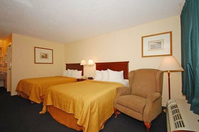 Camden West Inn & Suites - Photo5