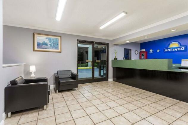 Days Inn Lugoff - Photo5