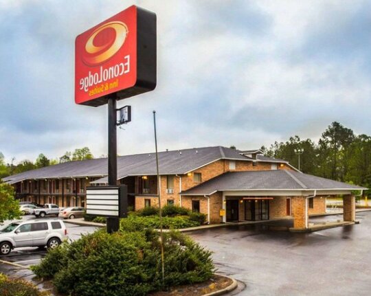 Econo Lodge Inn & Suites Lugoff - Photo3