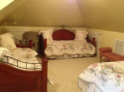 Victorian Elegance Inn - Photo3
