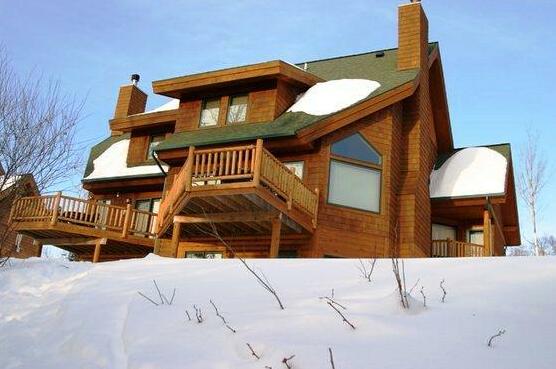 Caribou Highlands Lodge - Photo3