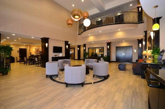 Best Western Plus Lytle Inn and Suites - Photo5