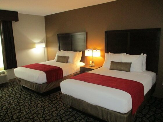 Best Western Plus Lakeview Hotel - Photo5