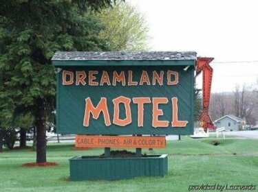Dreamland Motel