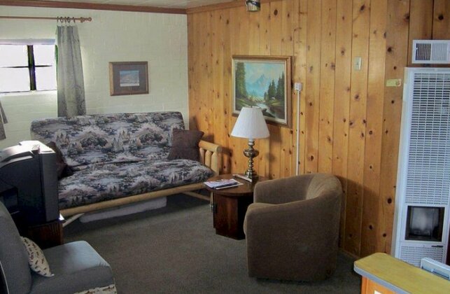 Lake Front Cabins - Photo5