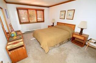 Mountainback 5 - Three Bedroom Condo - Photo2