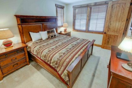 The Lodges 1114 - Two Bedroom Loft Condo