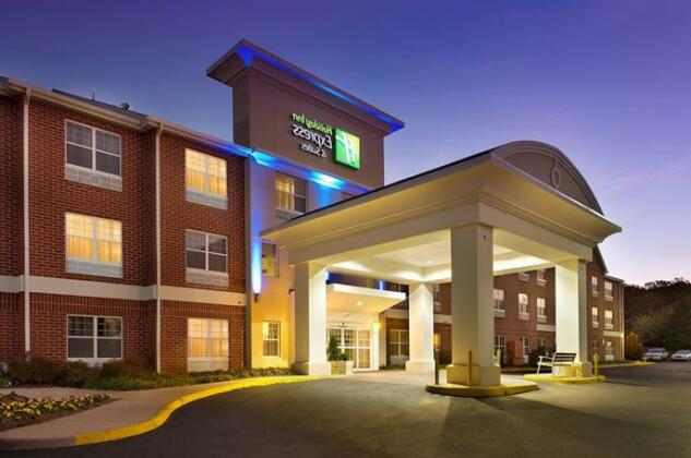Holiday Inn Express & Suites Manassas - Photo2