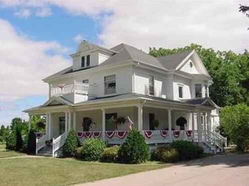 Lindsay House Bed and Breakfast