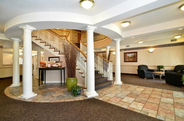 Best Western PLUS Executive Court Inn & Conference Center - Photo3