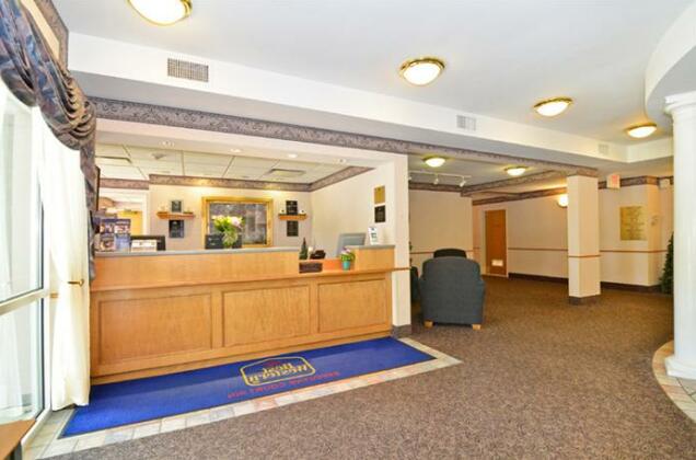 Best Western PLUS Executive Court Inn & Conference Center - Photo4