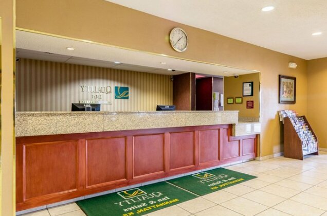 Quality Inn & Suites Manhattan - Photo5