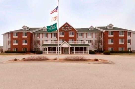 Country Inn & Suites by Radisson Manteno IL