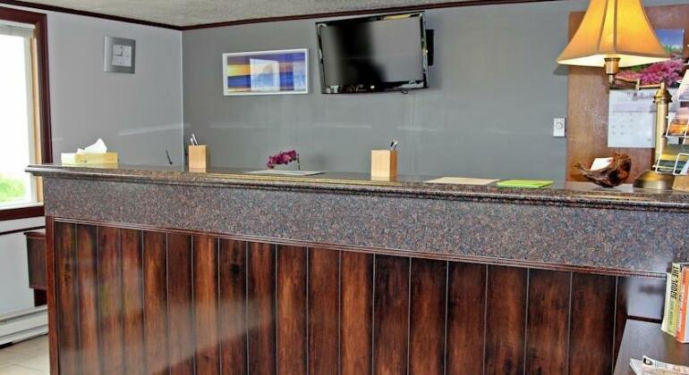 Sunset Surf Motel - Photo2