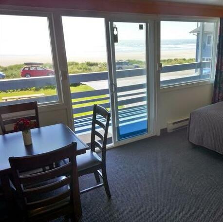 Sunset Surf Motel - Photo3