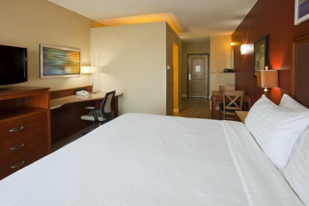 Holiday Inn Hotel & Suites Maple Grove Northwest Minneapolis-Arbor Lakes - Photo3