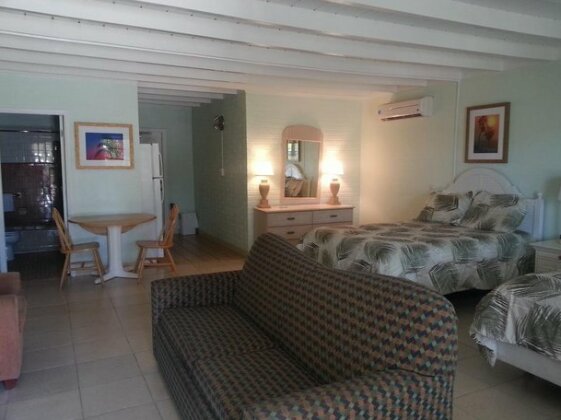 Pelican RV Resort and Motel - Photo4