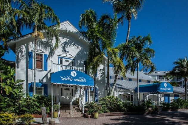 Olde Marco Island Inn and Suites