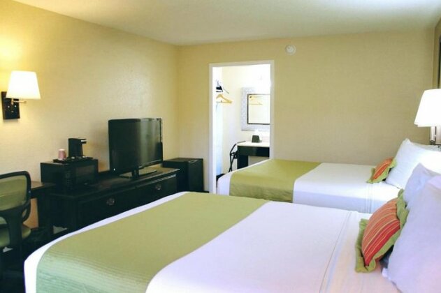 Residence Hub Inn and Suites - Photo4