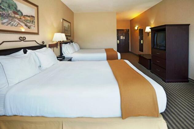 Holiday Inn Express Hotel & Suites Marina - Photo5
