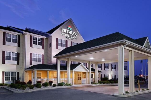 Country Inn & Suites by Radisson Marion IL