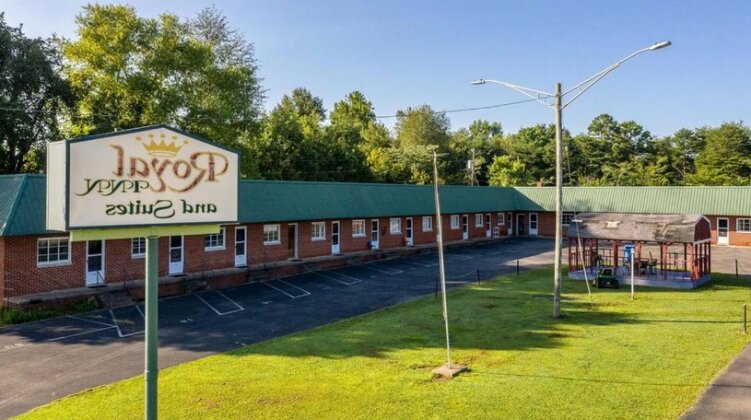 Royal Inn and Suites Marion