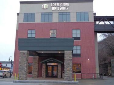 Cobblestone Inn and Suites - Marquette