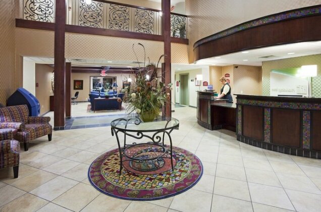 Holiday Inn Conference Center Marshfield - Photo4