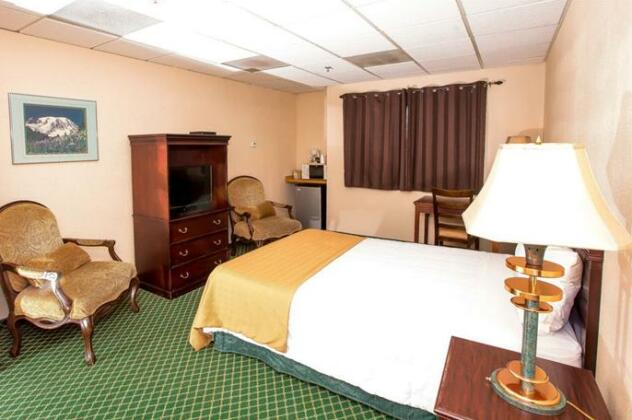 Village Inn & Suites Marysville - Photo5