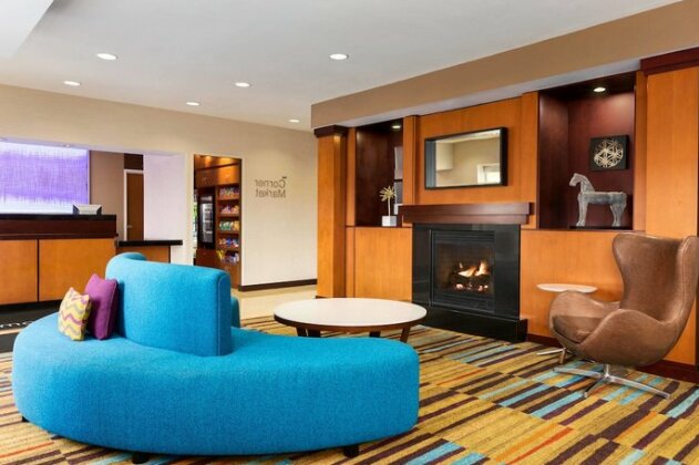 Fairfield Inn & Suites by Marriott Toledo Maumee - Photo3