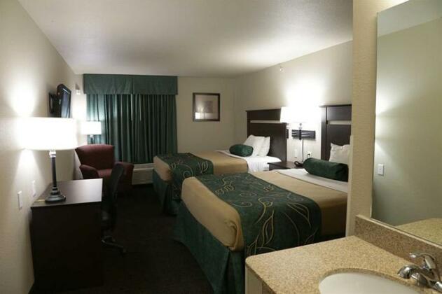 Travelodge by Wyndham McAlester - Photo4