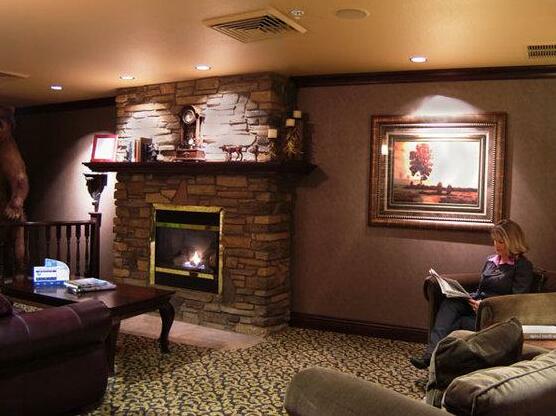 Holiday Inn Express Hotel & Suites McCall-The Hunt Lodge - Photo4