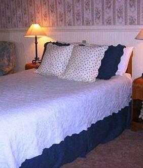 Mccloud River Inn - Photo3