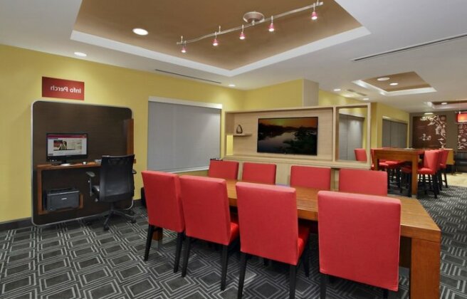 TownePlace Suites by Marriott Dallas McKinney - Photo3