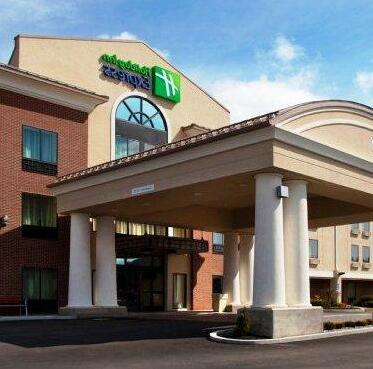 Holiday Inn Express Meadville I-79 Exit 147a