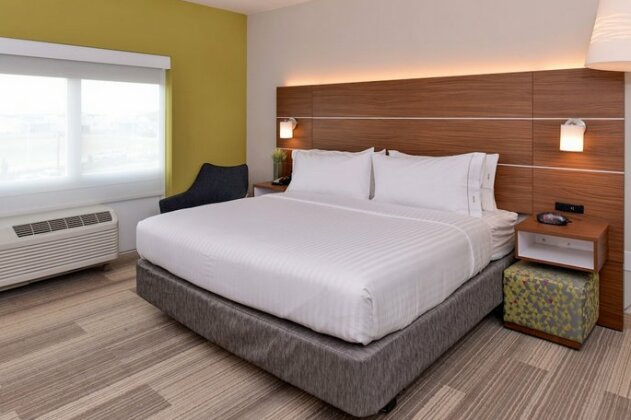 Holiday Inn Express Melbourne West - Photo5