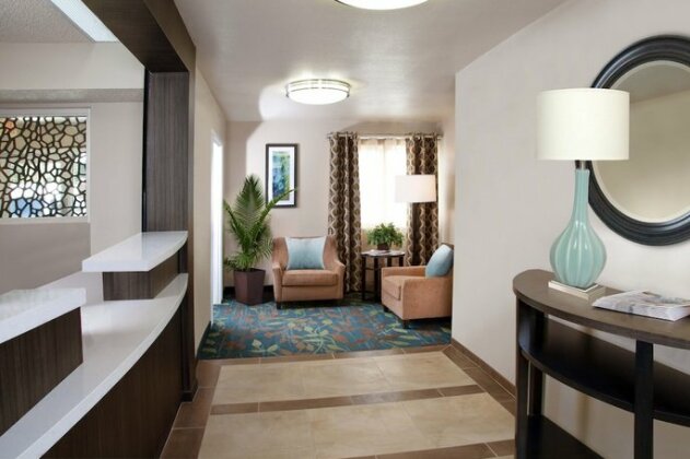 Candlewood Suites - Memphis East - Photo2