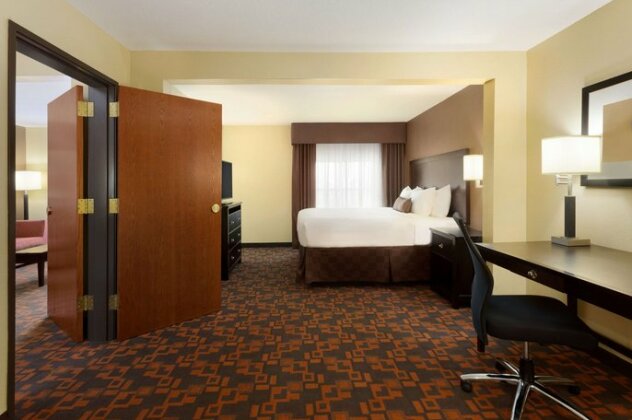 Country Inn & Suites by Radisson Wolfchase-Memphis TN - Photo3