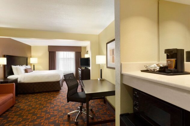 Country Inn & Suites by Radisson Wolfchase-Memphis TN - Photo4