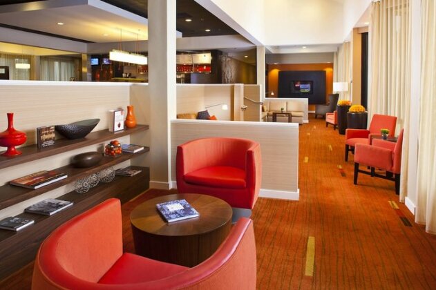 Courtyard by Marriott Memphis Airport - Photo2