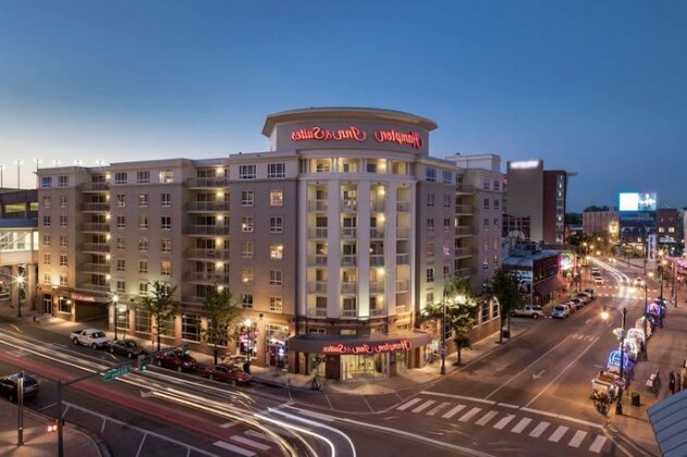 Hampton Inn & Suites Memphis-Beale Street - Photo2